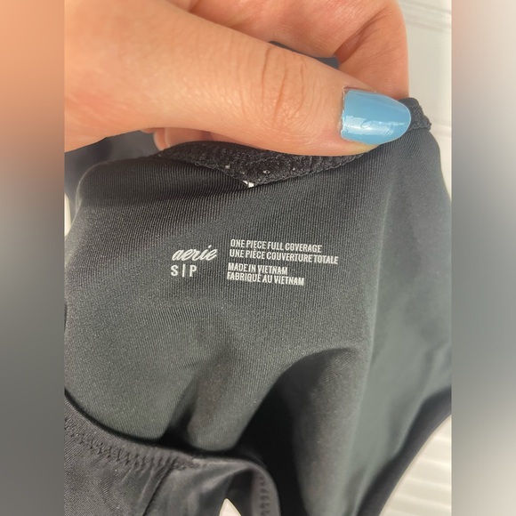 Aerie Black Full Coverage One Piece Padded Halter Neck Swimsuit S Women’s EUC - Picture 9 of 11